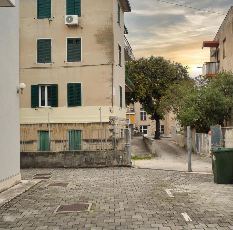 Nivi Leilighet Split